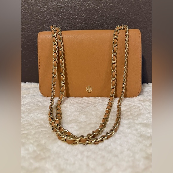 Tory Burch Handbags - Tory Burch Tan Leather Shoulder Bag